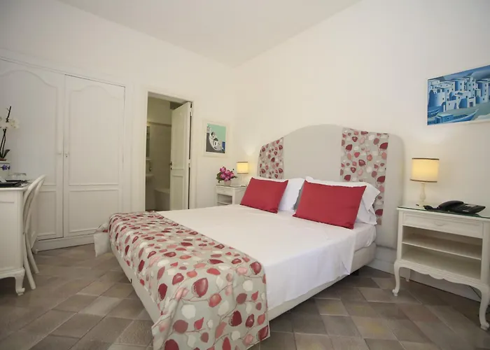 Hotell San Felice 4*